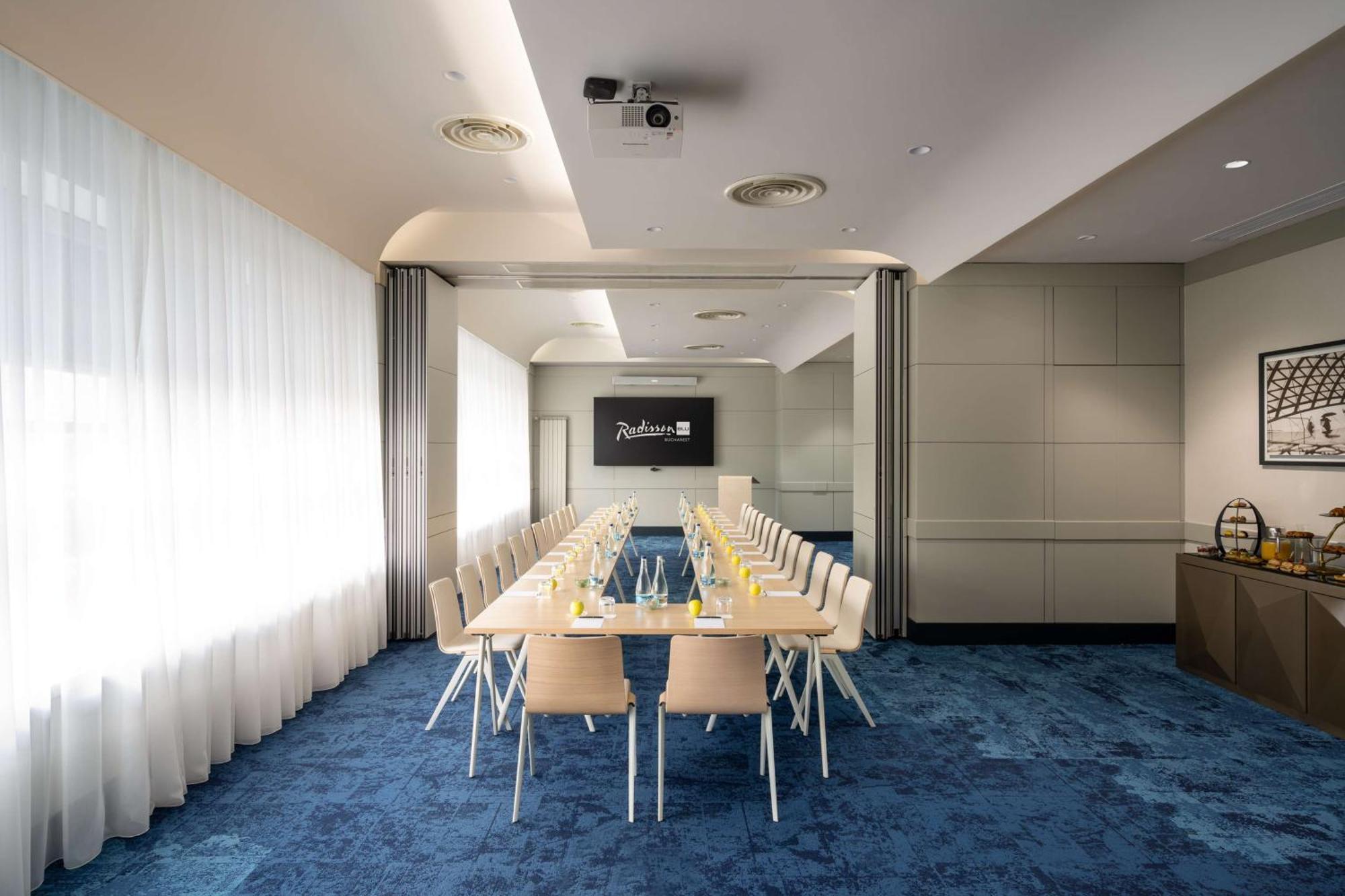 Radisson Blu 5*